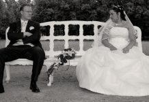 Sköta sig själv eller köpa av andra