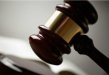 Tjänstemän pressas om läkemedelsbeslut Läkemedelsvärlden