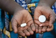 Utvecklar läkemedel för fattiga länder