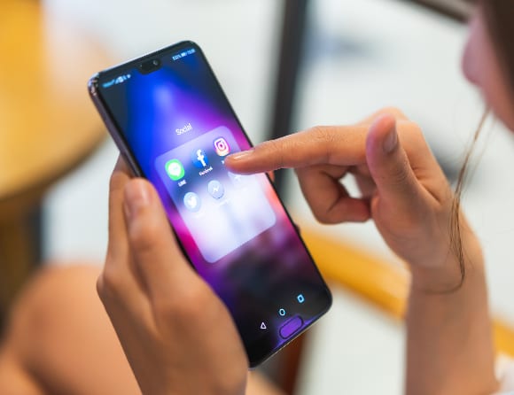 Kartlägger påståenden om hpv-vaccin på Facebook