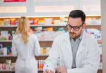 Bristen på farmaceuter större än någonsin