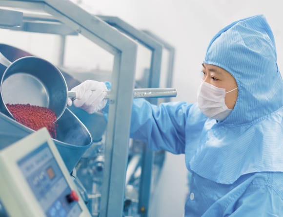 Europa fruktar läkemedels-brist på grund av utbrottet