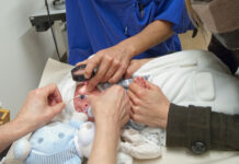 Ny studie: Fettsyror ger tidigt födda bättre syn ROP-screening av för tidigt fött barn