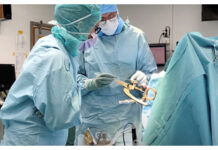 Positivt från svensk Parkinsonstudie Bild från stamcellstransplantation. Foto: Skånes universitetssjukhus.