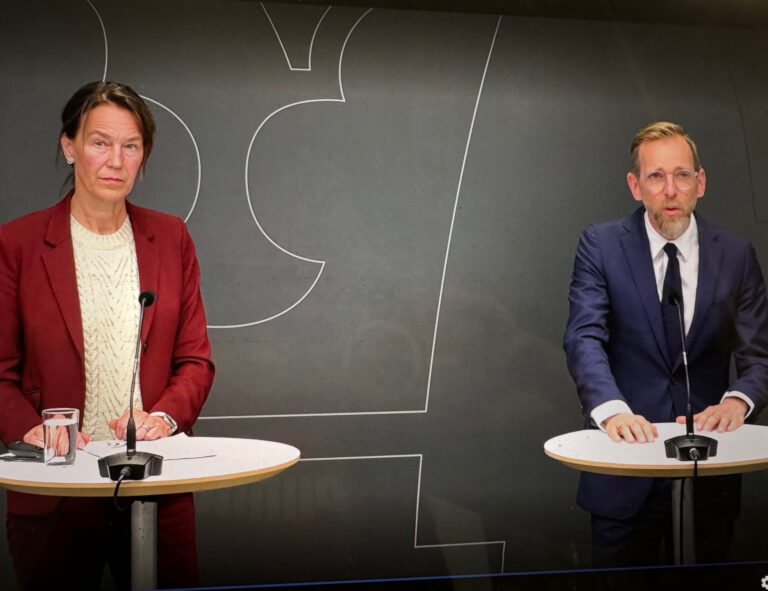 Ny forskningsstrategi och omorganisation på FHM